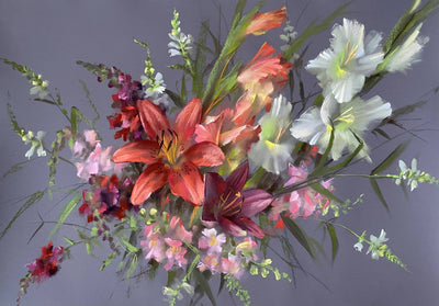 Vera Kavura: Realistic Flowers in Pastel